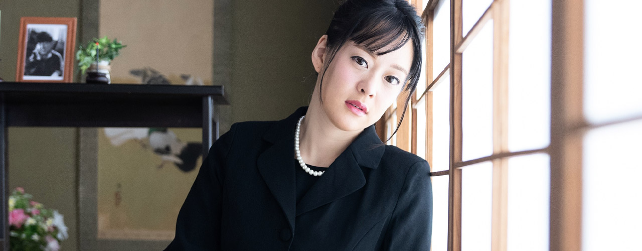 쥨